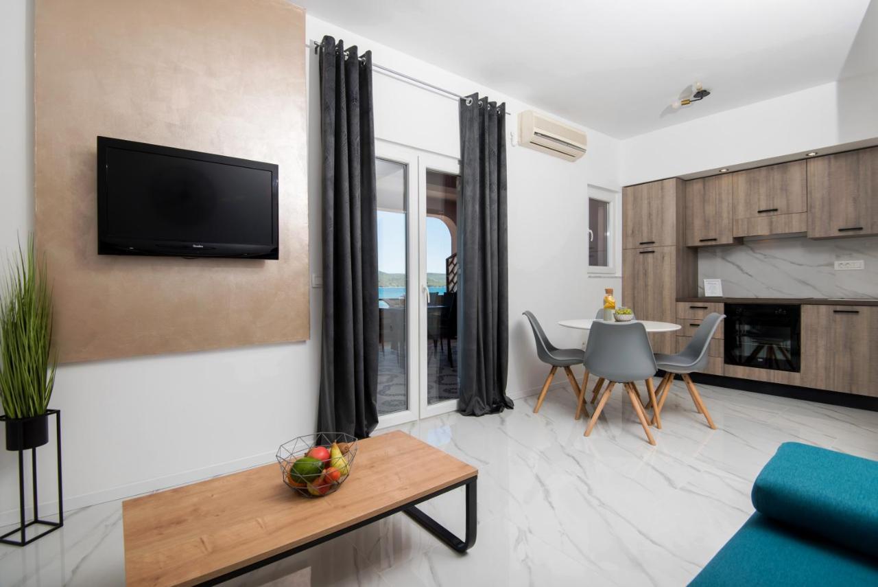 Euroholiday Apartments Turanj Exteriör bild